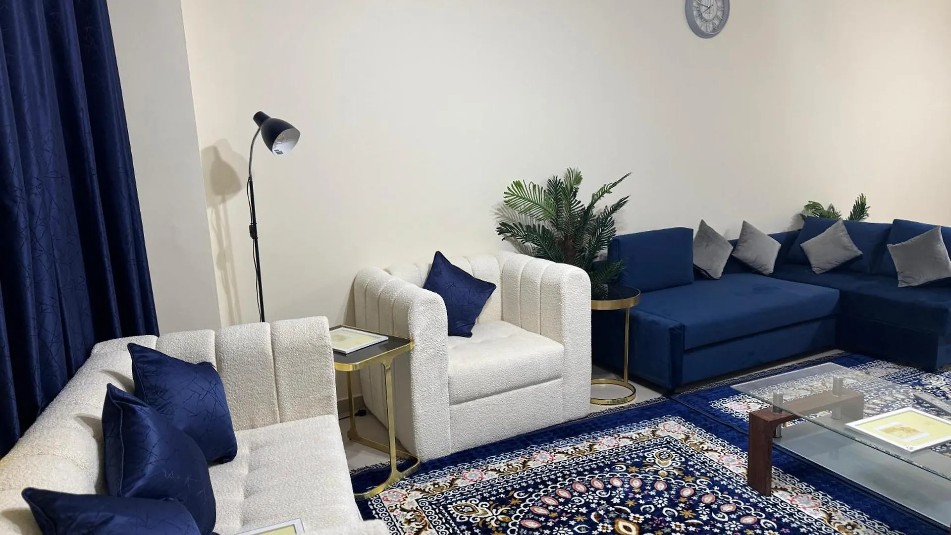 דירות שארג'ה The Family Corner איחוד האמירויות הערביות